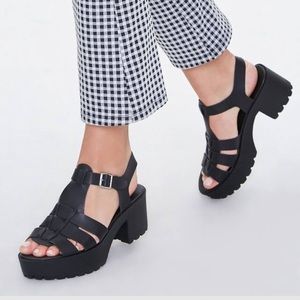CHUNKY PLATFORM SANDALS